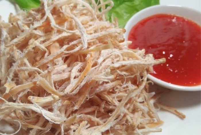 Thưởng thức món mực khô nướng bằng nồi chiên không dầu