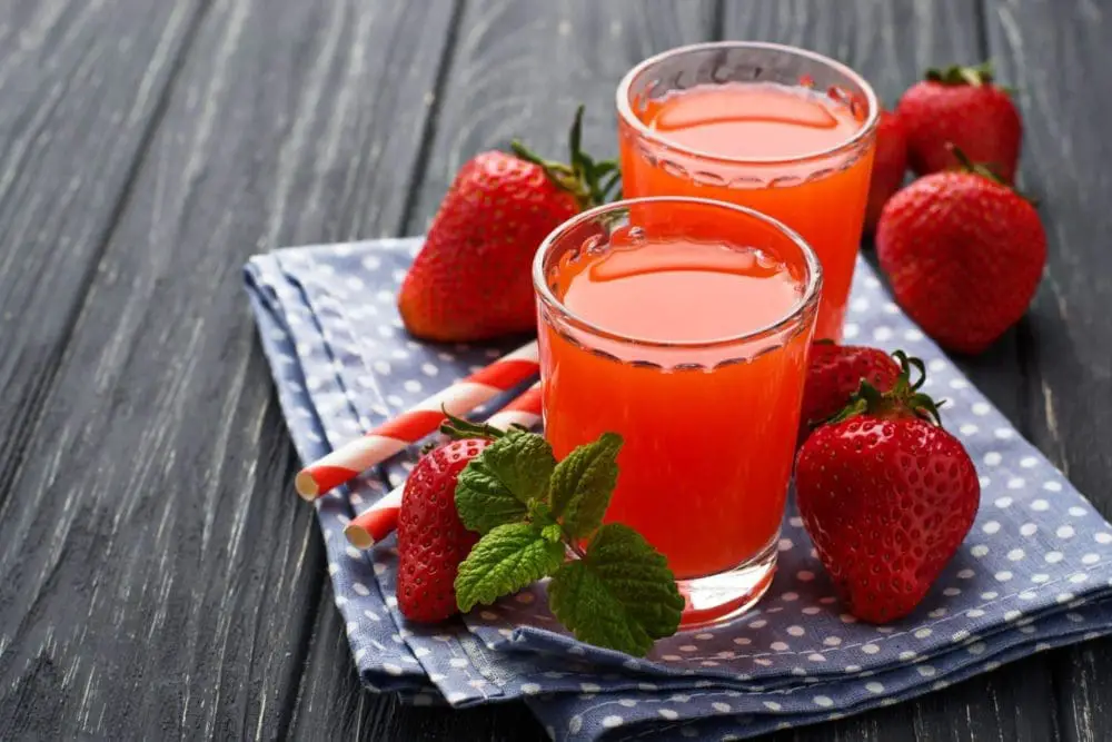 Nước ép dâu tây