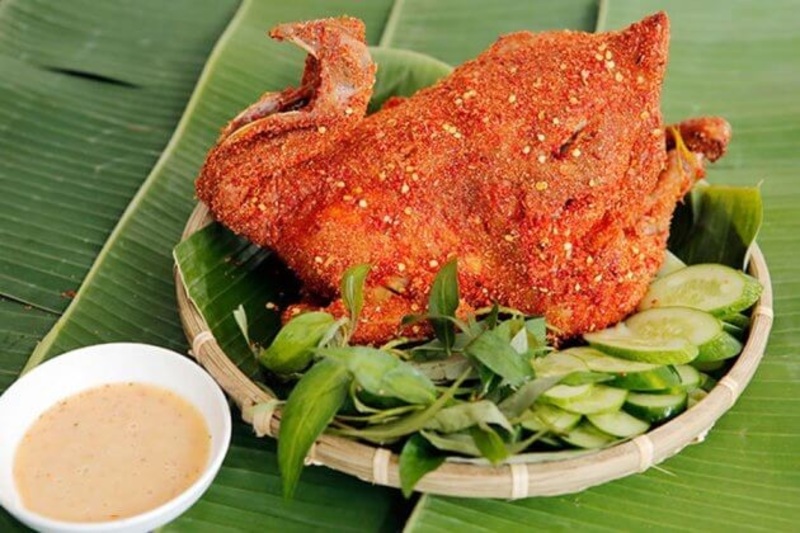 Gà nướng muối ớt bằng nồi chiên không dầu