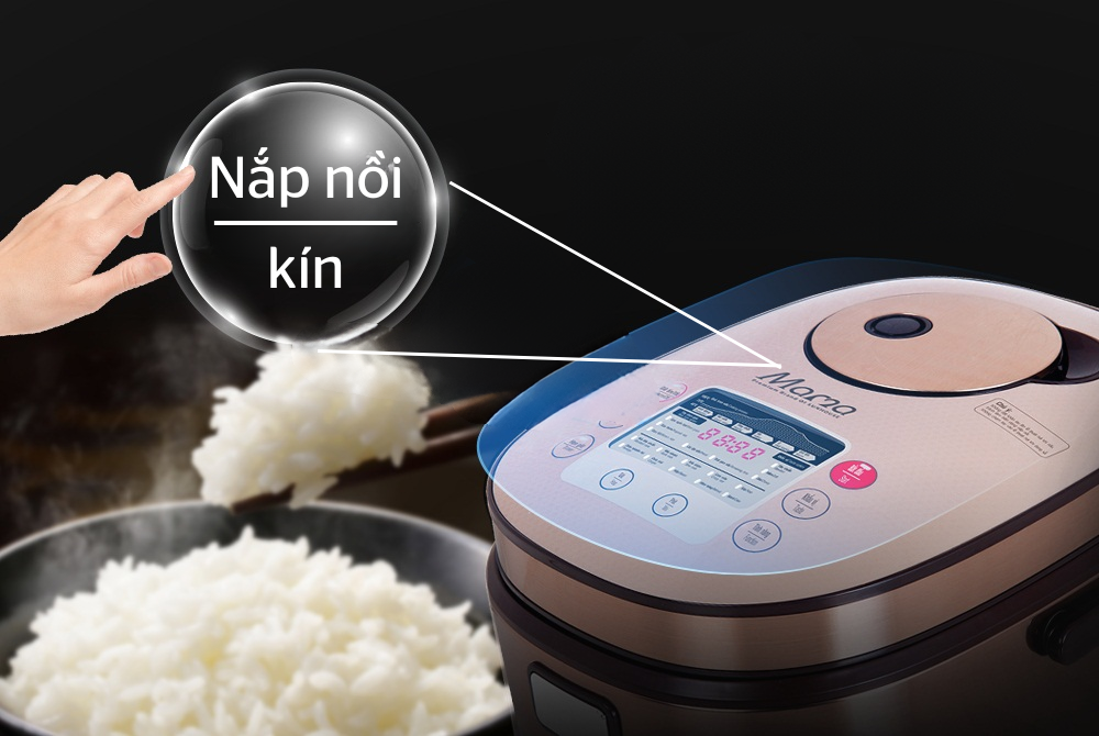 Nồi cơm điện có nắp đậy kín giữ trọn vẹn nhiệt độ bên trong giúp xôi được chín nhanh, giữ ấm lâu