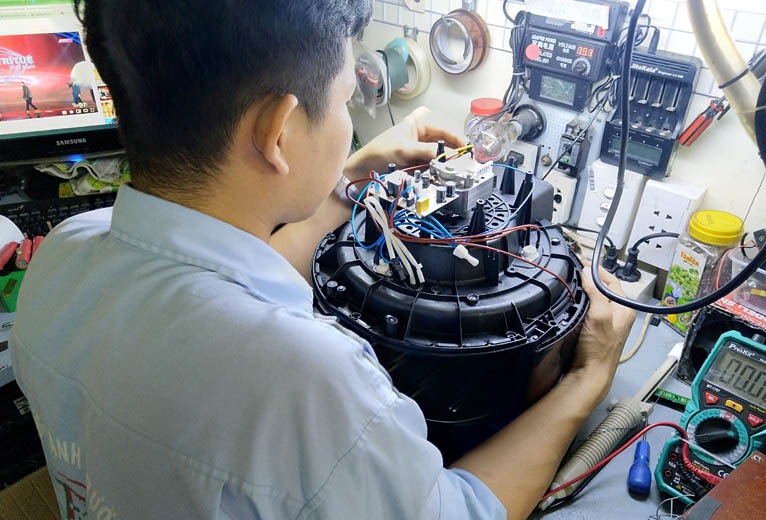 Khi có lỗi do bộ phận tiếp nối bạn nên tìm đến dịch vụ sửa chữa chuyên nghiệp