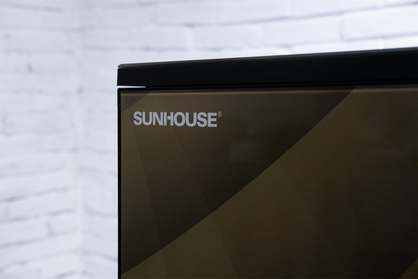 Trên tay máy lọc nước R.O 9 lõi SUNHOUSE SHA8817KP 5