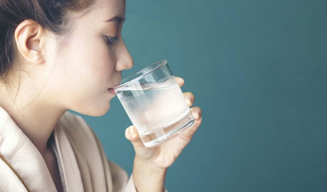Vì sao nên dùng máy lọc nước uống nóng lạnh? 1
